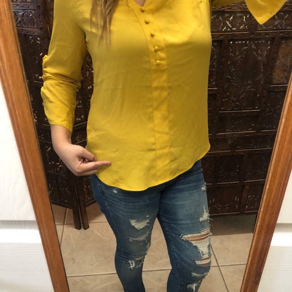 Express Yellow Gold Button Chiffon Blouse Medium - Picture 4 of 4